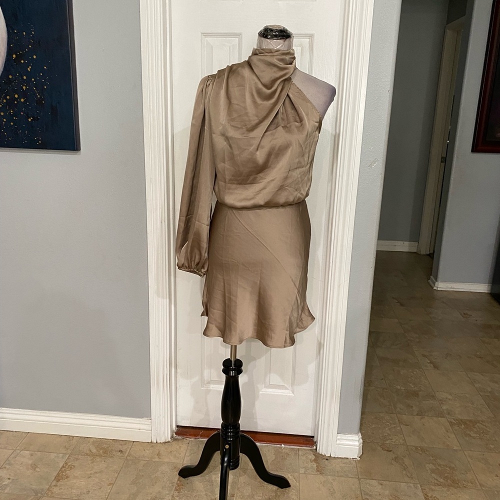 New Women Small Satin ONE SHOULDER COCKTAIL MINI DRESS - Picture 5 of 9